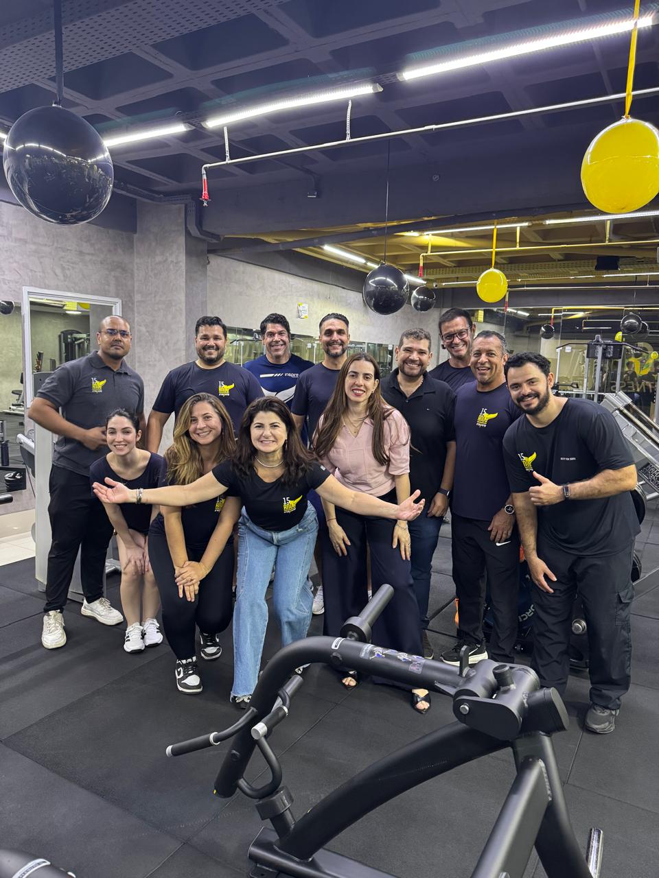 Equipe e comunidade da Inspire reunidas no studio